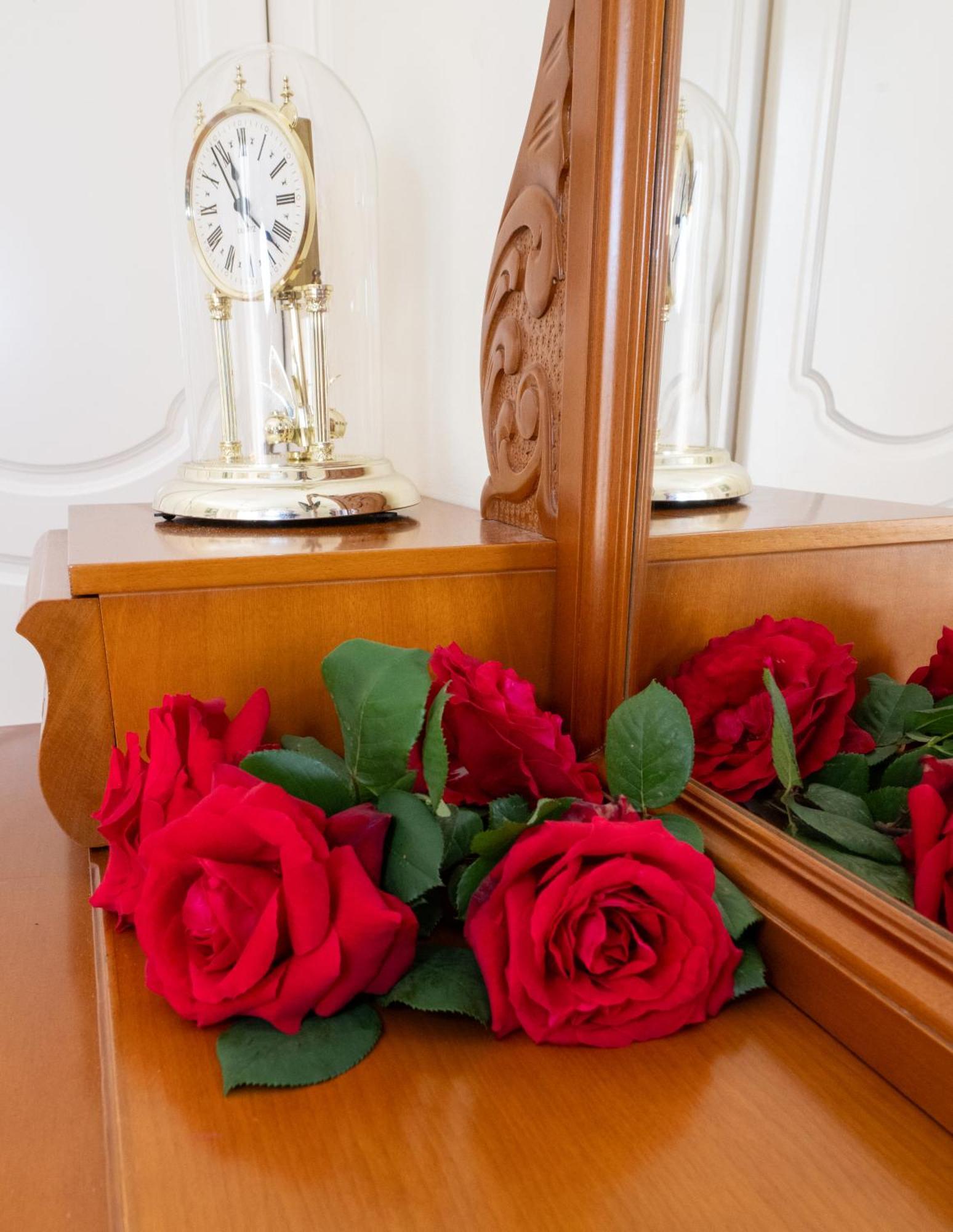 Mando Patrasso - Classical Apartment In The Center Of Patras With Free Parking Экстерьер фото