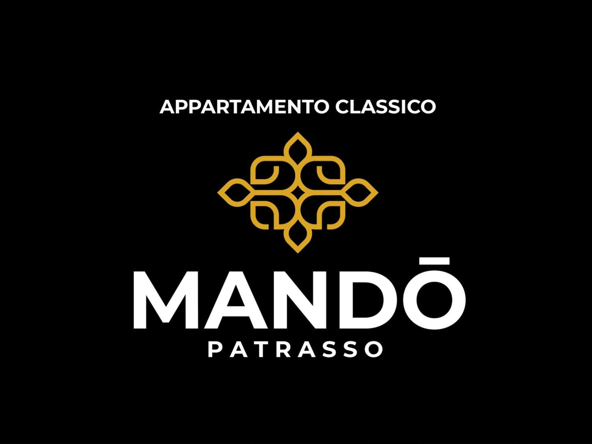 Mando Patrasso - Classical Apartment In The Center Of Patras With Free Parking Экстерьер фото
